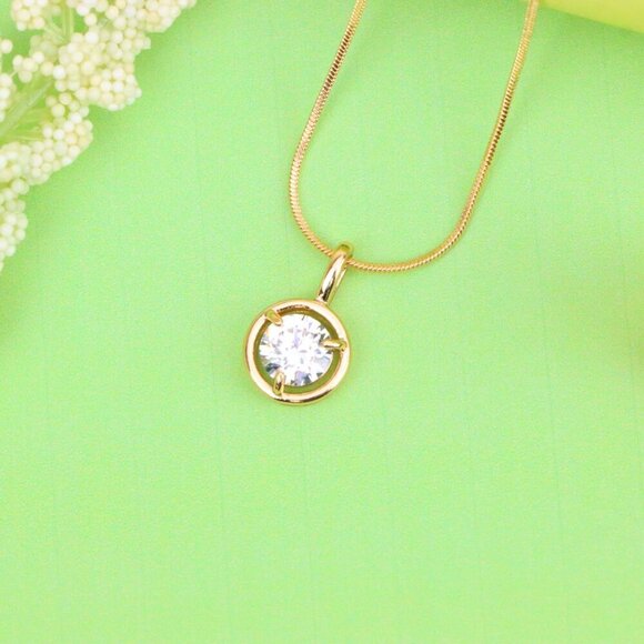 "Classic White Round Pendant with Gold Plated Frame – Elegant Shine, XPPT1707 - Picture 2 of 13